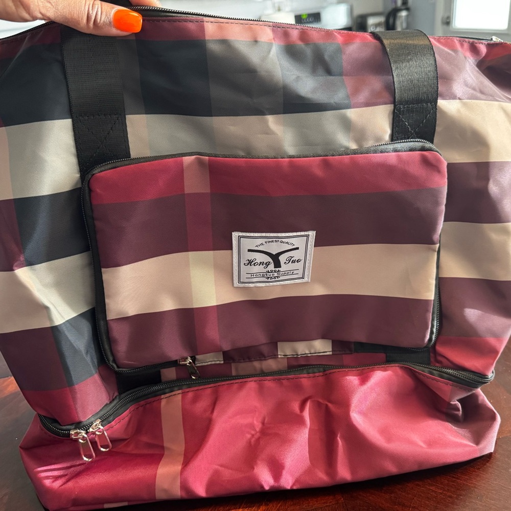 Hong Tao Plaid Tote Bag - Red and Black